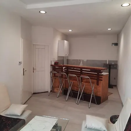 Apartman Na Dva Nivoa
